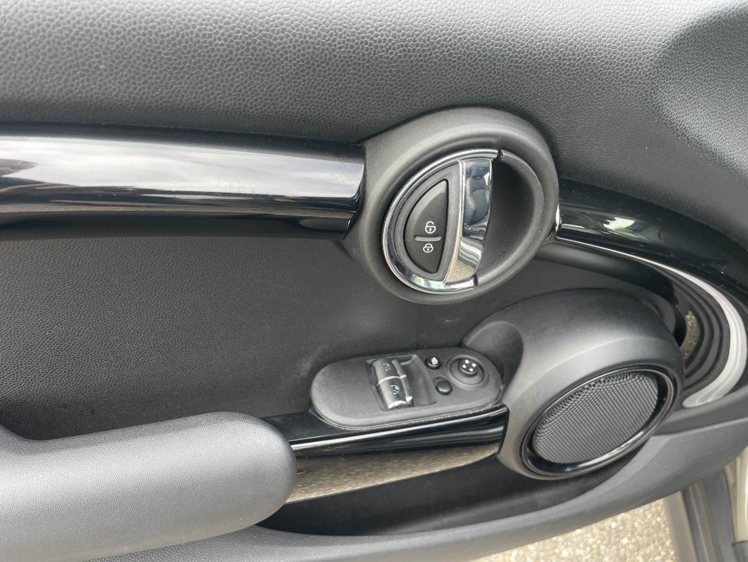 Garage CRO - MINI - Mini Mini 1.5 COOPER 136 EDITION GREENWICH BVA7