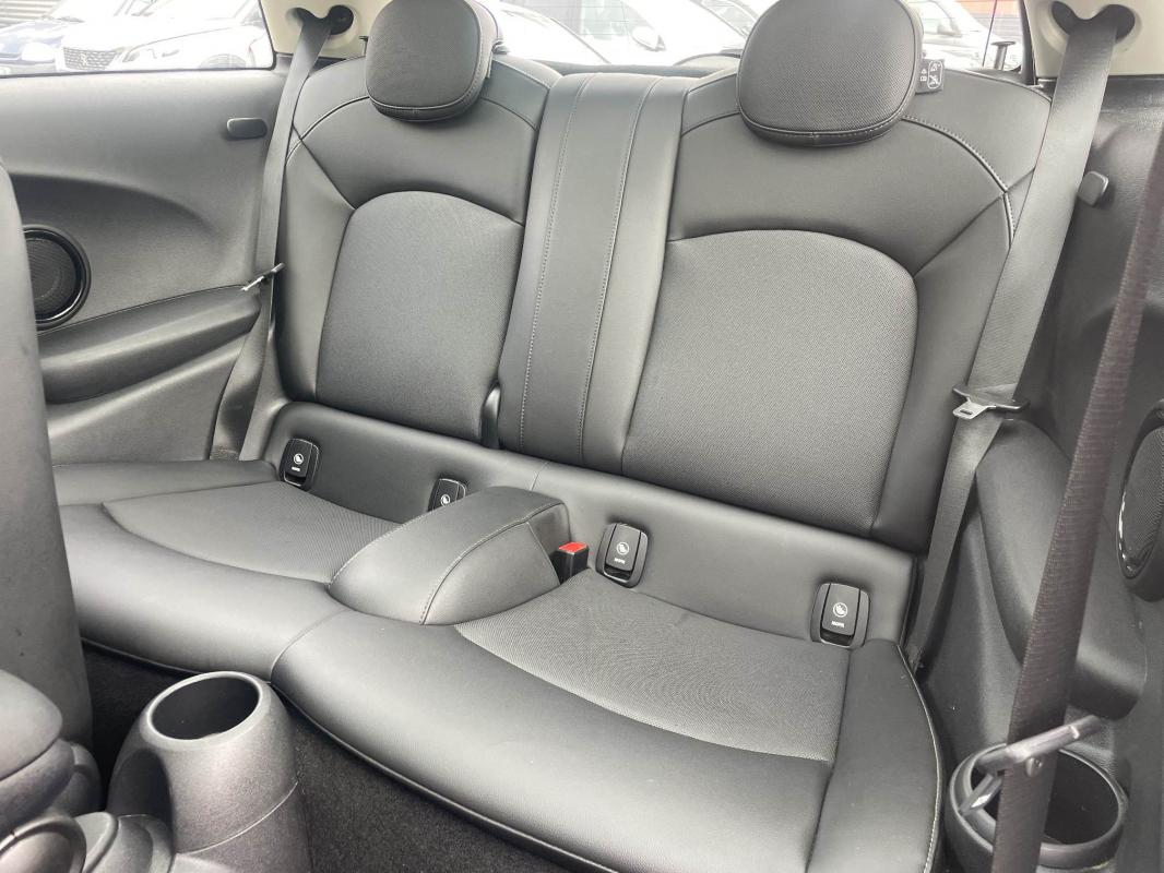 Garage CRO - MINI - Mini Mini 1.5 COOPER 136 EDITION GREENWICH BVA7