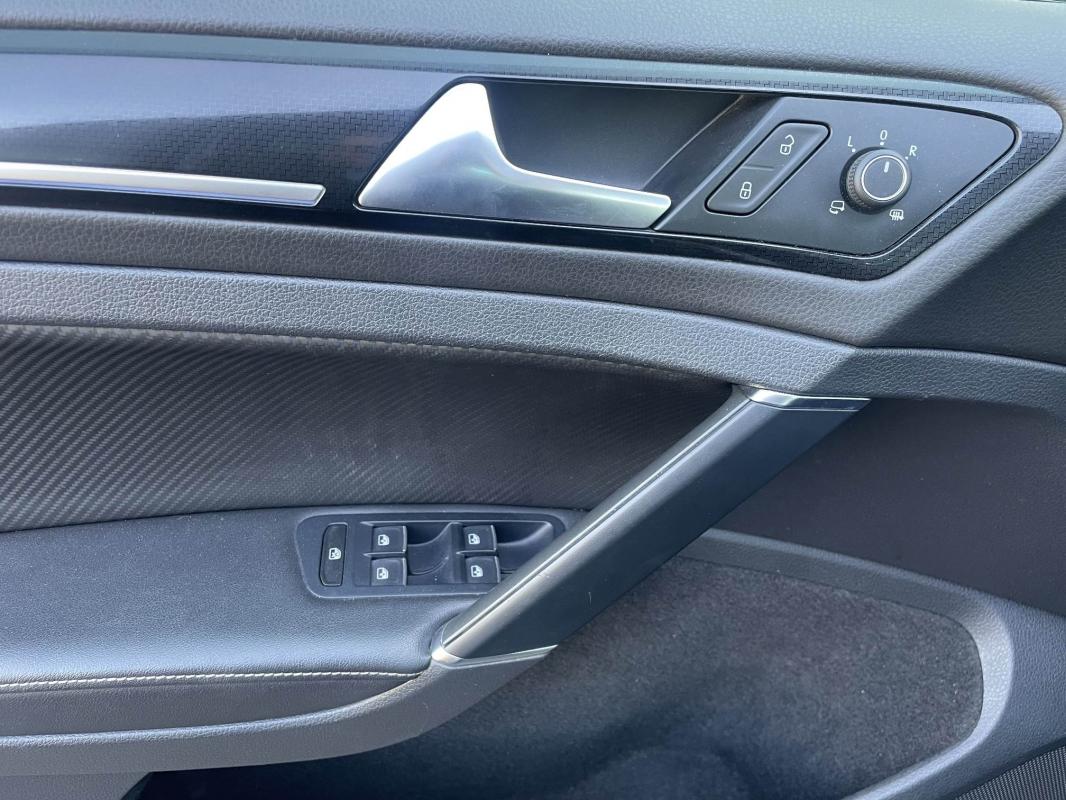 Garage CRO - VOLKSWAGEN - Volkswagen Golf VII Break 2.0 300 R DSG