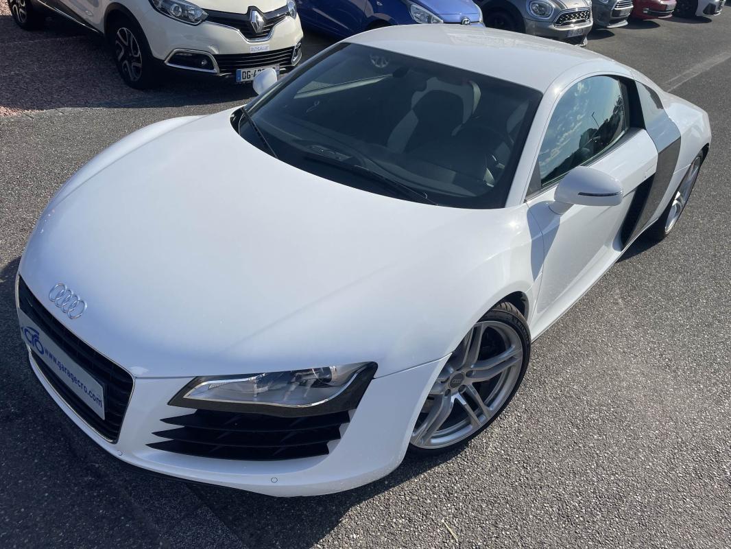 AUDI - Audi R8 4.2 V8 430